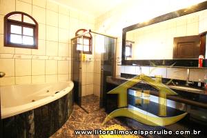 Casa no bairro Belmira Novaes, Lado Praia