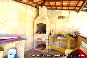 Casa no bairro Belmira Novaes, Lado Praia