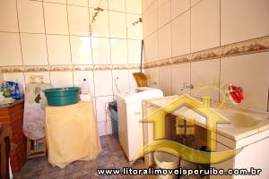 Casa no bairro Belmira Novaes, Lado Praia