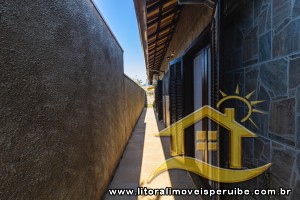 Casa no bairro Oásis, Lado Linha