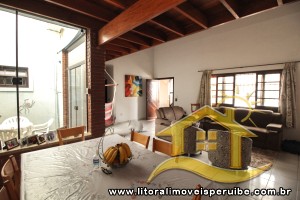 Casa no bairro Centro, Lado Linha