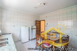 Casa no bairro Jardim Peruíbe, Pós Linha