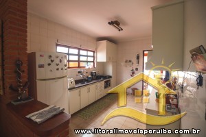 Casa no bairro Bougainvillée II, Lado Linha