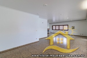 Casa no bairro Centro, Lado Linha