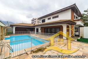 Casa no bairro Centro, Lado Linha