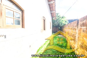 Casa no bairro Belmira Novaes, Lado Praia