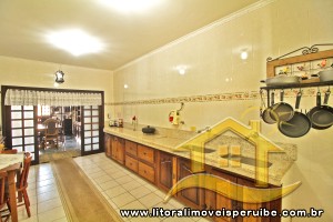 Casa no bairro Centro, Lado Linha