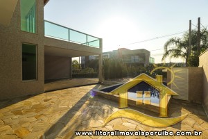 Casa no bairro Bougainvillée IV, Pós Linha
