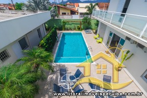 Casa no bairro Três Marias, Lado Linha