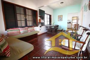 Casa no bairro Belmira Novaes, Lado Linha