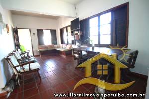 Casa no bairro Belmira Novaes, Lado Linha
