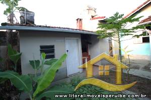 Casa no bairro Belmira Novaes, Lado Linha