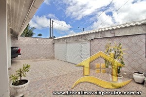 Casa no bairro Oásis, Lado Linha