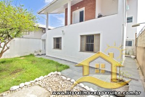 Casa no bairro Oásis, Lado Linha