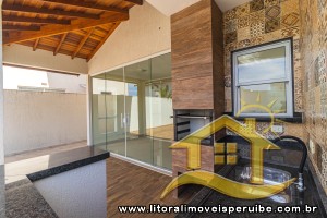 Casa no bairro Bougainvillée IV, Pós Linha