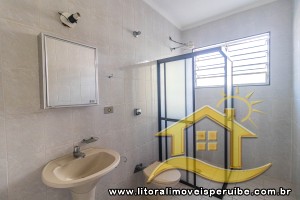 Casa no bairro Centro, Lado Linha