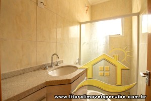 Casa no bairro Jardim Márcia, Lado Linha