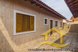 Casa no bairro Oásis, Lado Linha