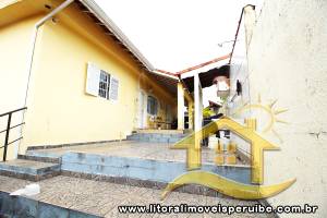 Casa no bairro Centro, Lado Linha