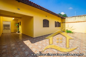 Casa no bairro Belmira Novaes, Lado Linha