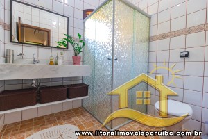 Casa no bairro Belmira Novaes, Lado Linha