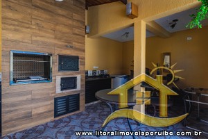Casa no bairro Belmira Novaes, Lado Linha