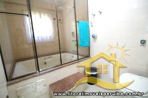 Casa no bairro Bougainvillée II, Lado Linha