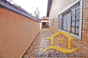 Casa no bairro Oásis, Lado Linha