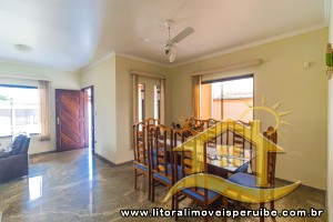 Casa no bairro Oásis, Lado Linha