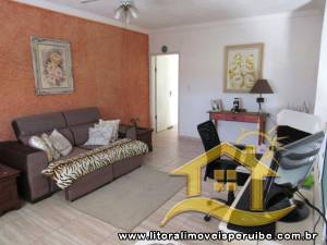 Casa no bairro Belmira Novaes, Lado Praia