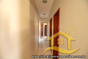 Casa no bairro Belmira Novaes, Lado Linha