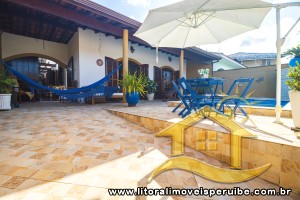Casa no bairro Oásis, Lado Linha