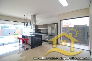 Casa no bairro Bougainvillée IV, Pós Linha