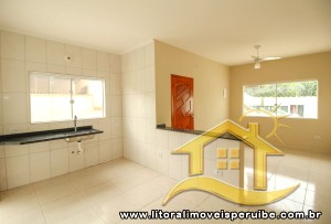 Casa no bairro Veneza, Lado Linha